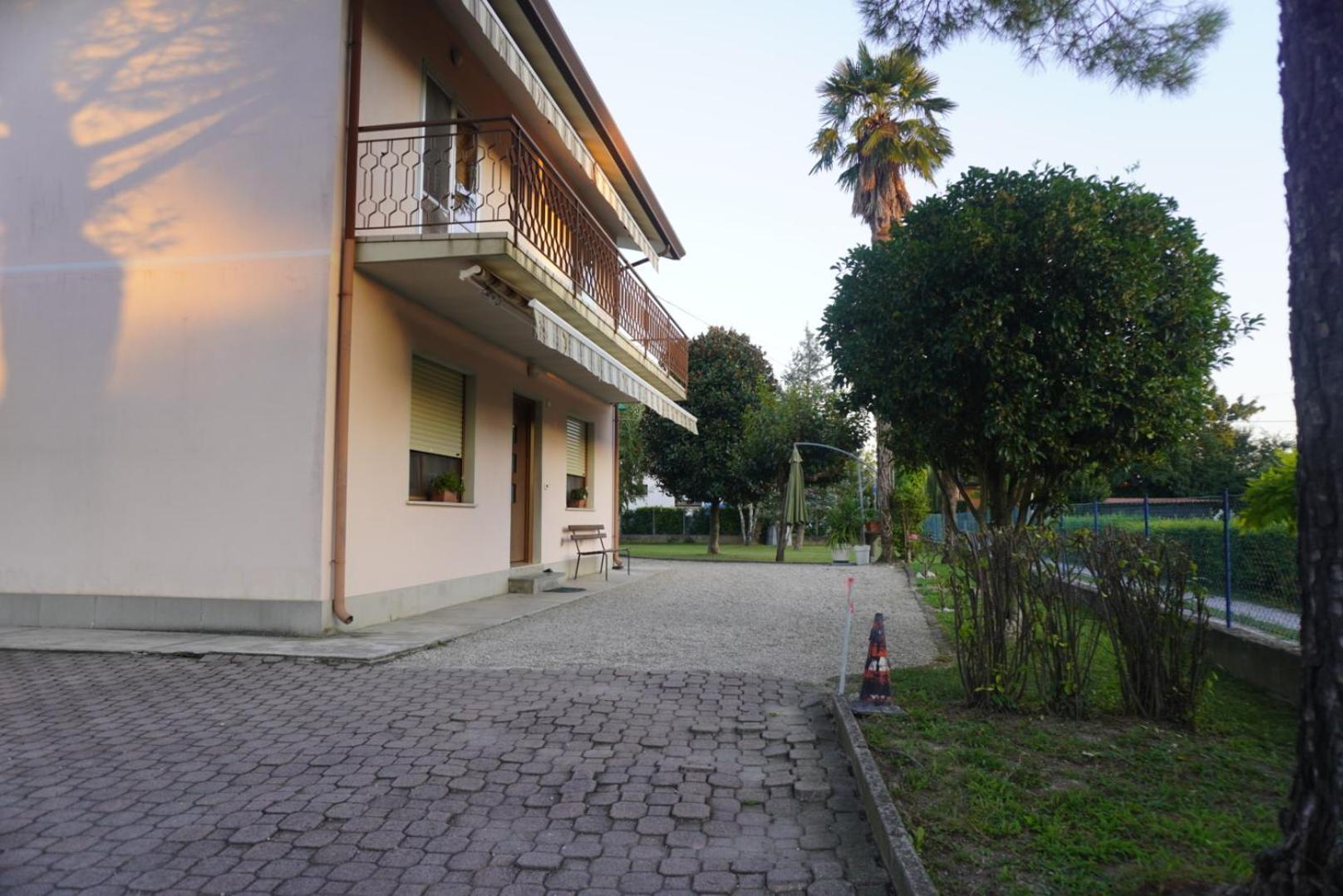 Oliva'S House Appartamento Con Giardino パラッツォーロ・デッロ・ステッラ エクステリア 写真